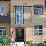 Дома, попавшие в программу капремонта, расположены в Сосьве, по улицам Ломоносова, 3 (перенесен с 2015 года), Ленина, 5 и Ленина, 9.